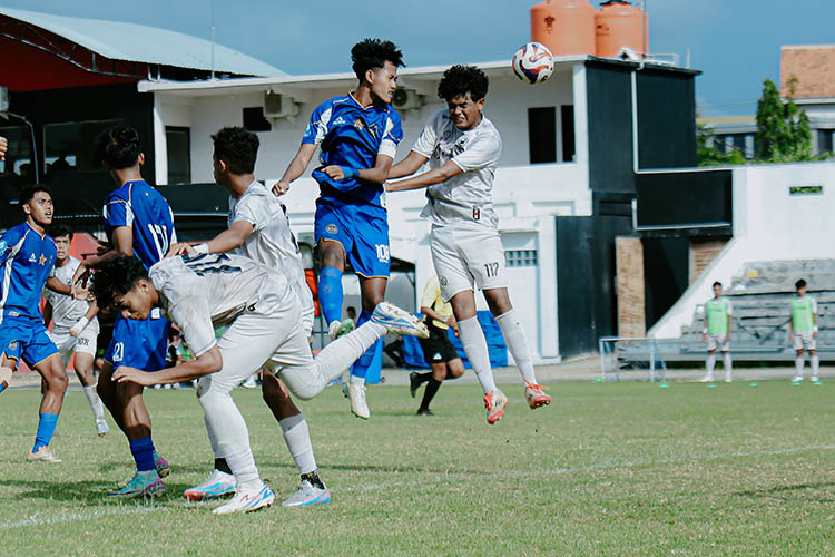 Tim EPA PSIM Jogja saat menghadapi tim EPA Madura United