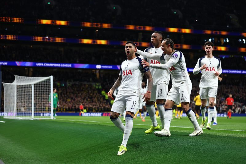 Selebrasi pemain Tottenham Hotspurs setelah Cristian Romero cetak gol ke gawang Borussia Dortmund di Liga Champions