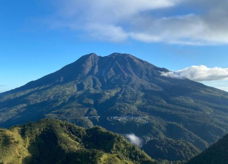 Gunung Lawu resmi akan ditutup sepanjang bulan Februari 2026.