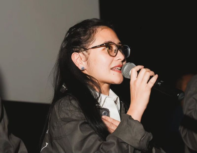 Prilly ungkapkan keinginannya menjadi sales, pasang tagar #OpenToWork dalam akun Linkedln miliknya.