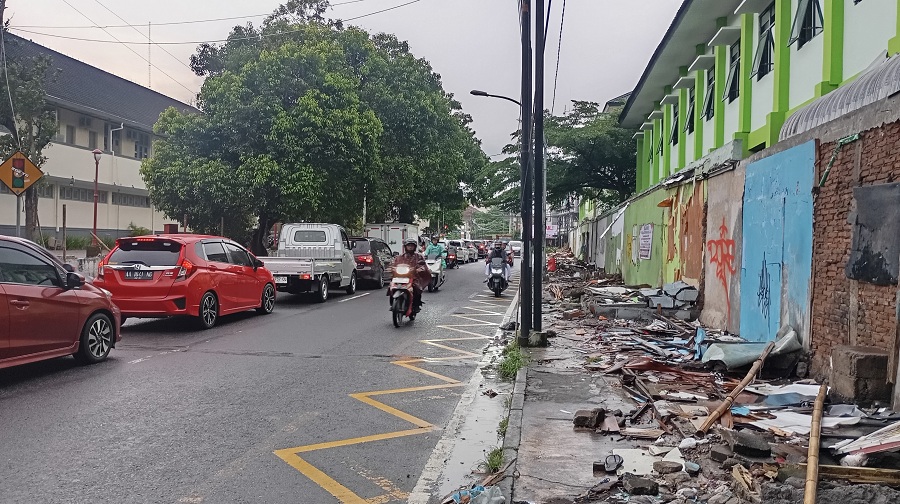 ROMBAK:&nbsp;Suasana di Jalan Dr Sardjito, Terban, Kota Jogja pada&nbsp;Kamis&nbsp;(29/1/2026). 