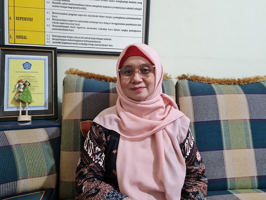 Kepala SMA Mutual Kota Magelang Icuk Salabiyati.