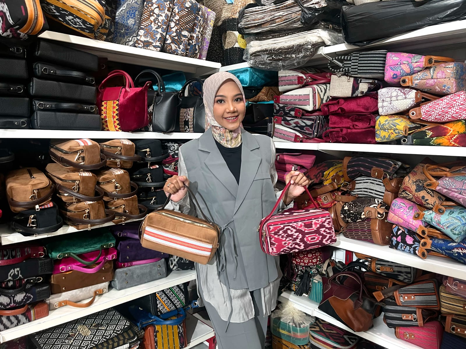 Wanda Yuanita Saputri, pemilik Tas Batikku Jogja.