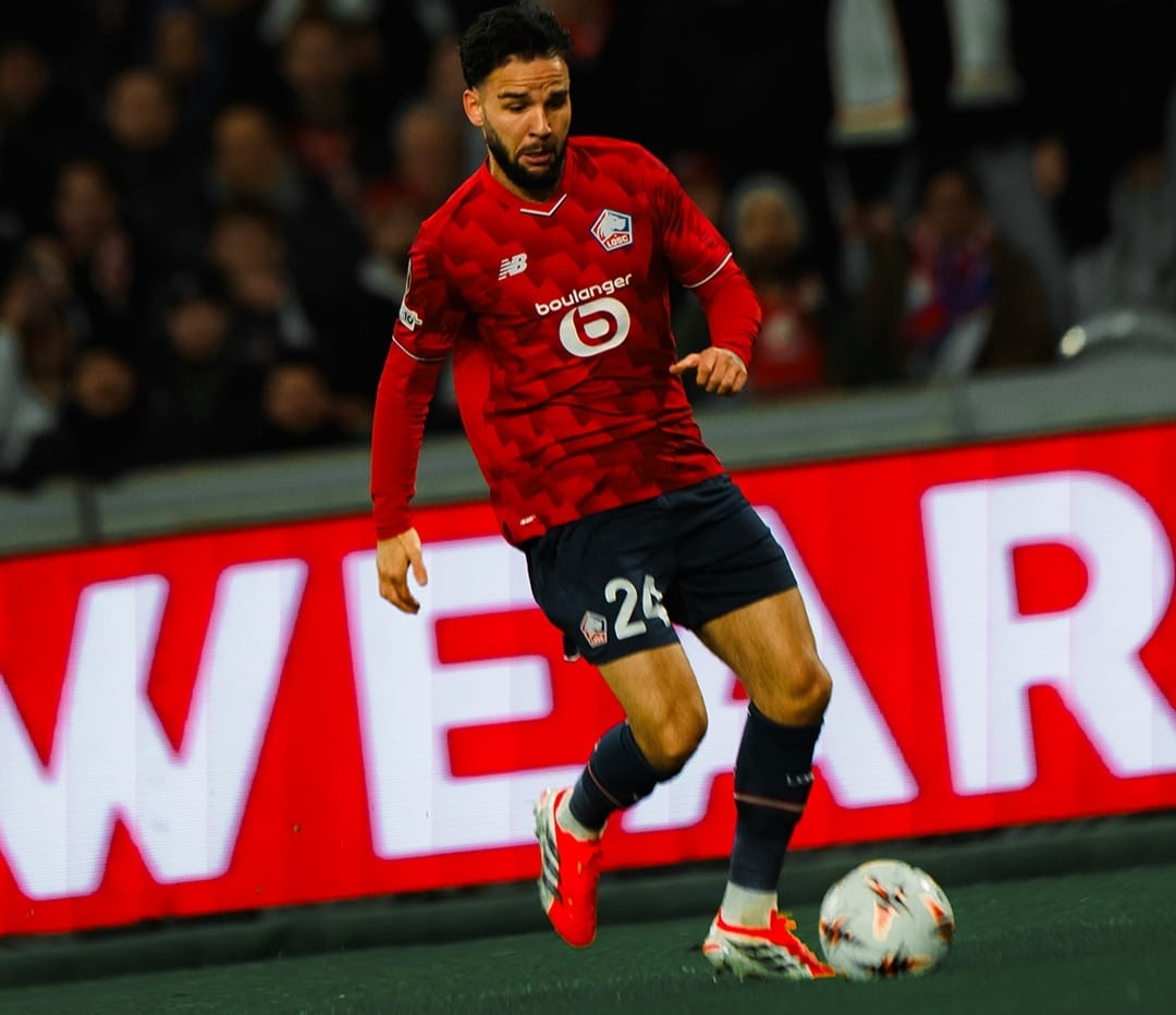 Calvin Verdonk kembali tampil sebagai starter saat Lille taklukkan Freiburg untuk melaju ke playoff Europa League
