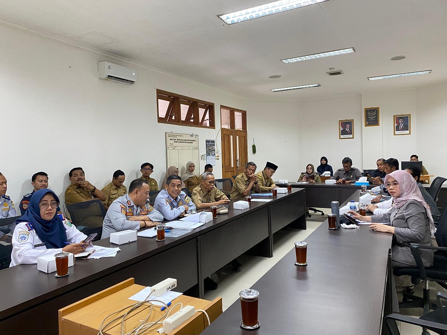 CARI SOLUSI: Komisi A DPRD Kebumen menggelar rapat bersama mitra kerja, Senin (2/2/2026).
