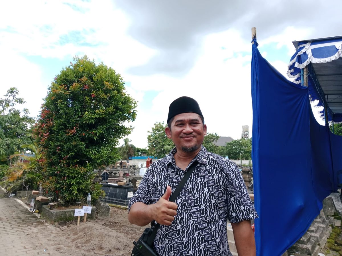 Ketua Tim Pelaksana Pemindahan Makam Al Iswat Semarang Joko Yudho