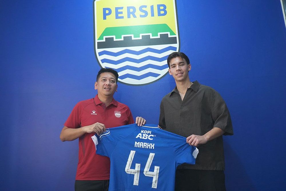 Dion Markx pilih nomor punggung 44 bersama Persib Bandung