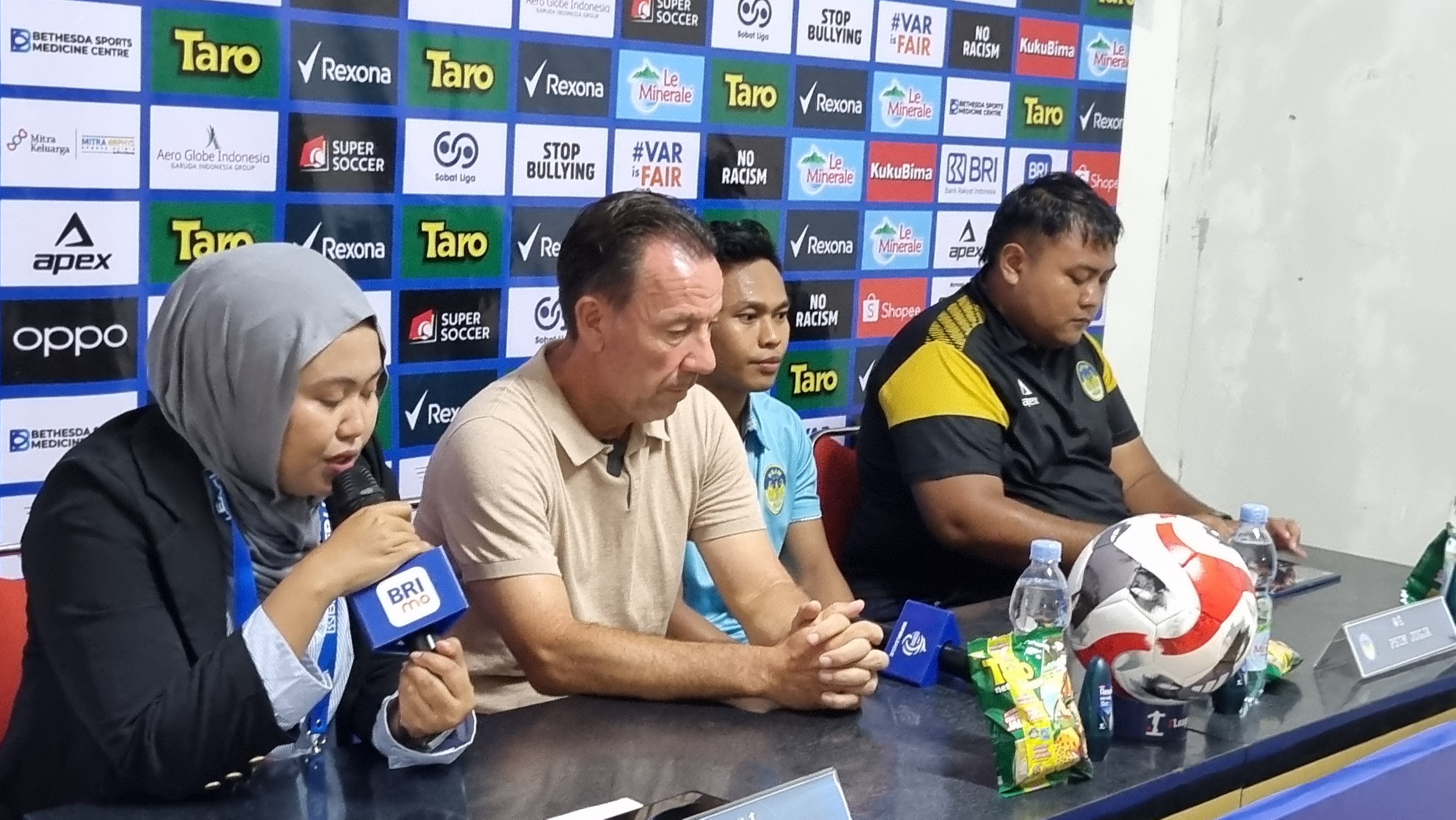 Sesi konferensi pers setelah pertandingan antara PSIM Jogja melawan Persis Solo