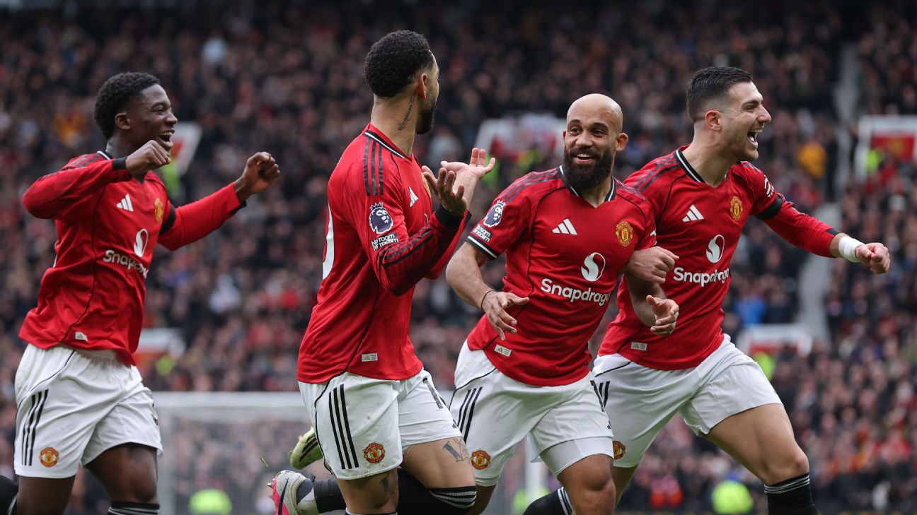 Pemain Manchester United rayakan kemenangan atas Tottenham Hotspur