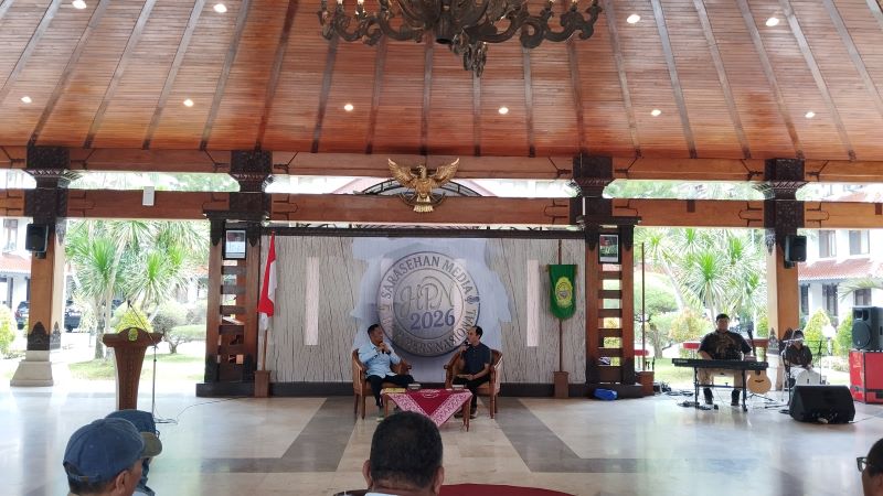 Wakil Bupati Bantul Aris Suharyanta saat sarasehan memperingati Hari Pers Nasional di Pandhapa Parasamya Pemkab Bantul Selasa (10/2)