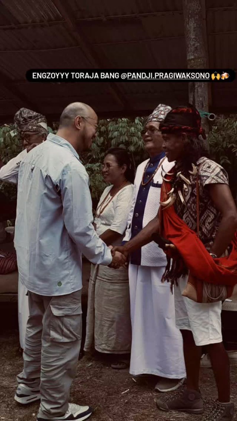 Pandji Pragiwaksono Jalani Sidang Adat Toraja.