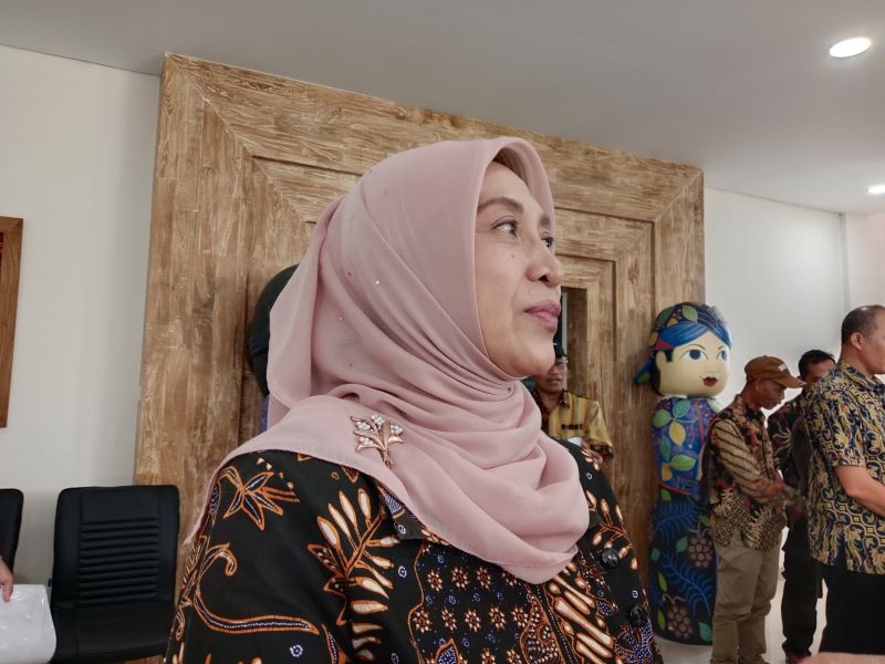 Kepala Disperindag Sleman Mae Rusmi Suryaningsih