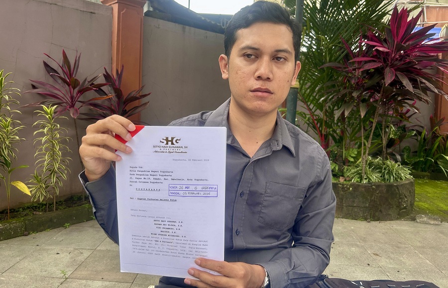 Penasihat Hukum AC, Nasikin saat ditemui di PN Yogyakarta, Rabu (18/2/2026).