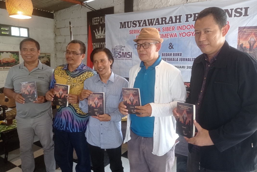 Bedah buku dan musyawarah provinsi SMSI DIY