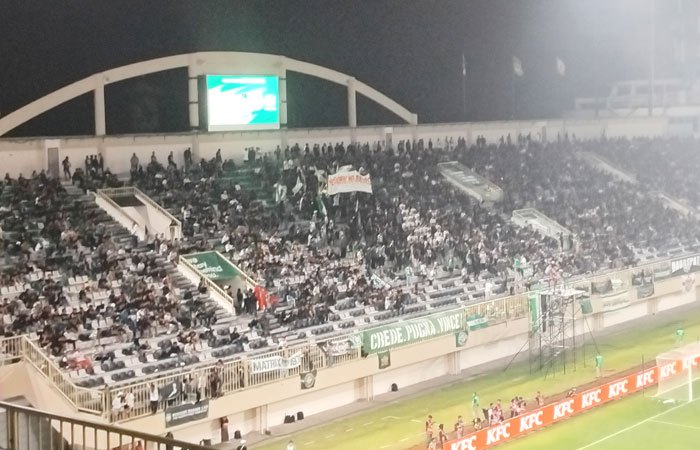 Slemania saat mendukung PSS Sleman.