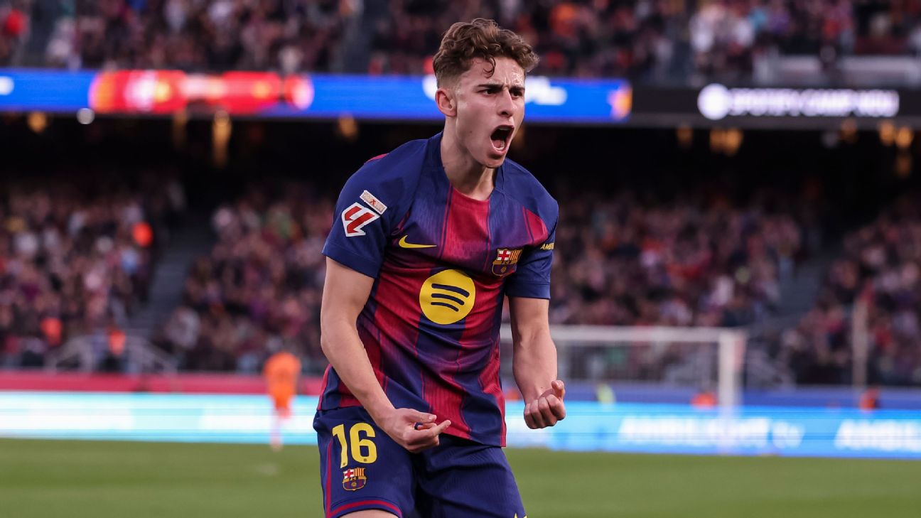 Selebrasi Fermin Lopez setelah mencetak gol penutup kemenangan Barcelona atas Levante di Camp Nou