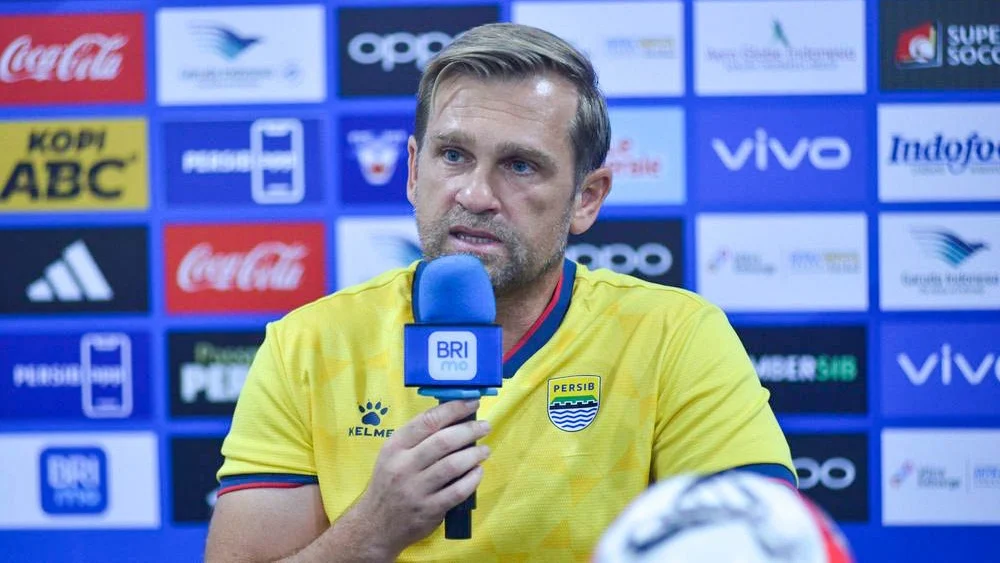 Assisten pelatih Persib Bandung, Igor Tolic gantikan posisi Bojan Hodak dalam laga kontra Madura United