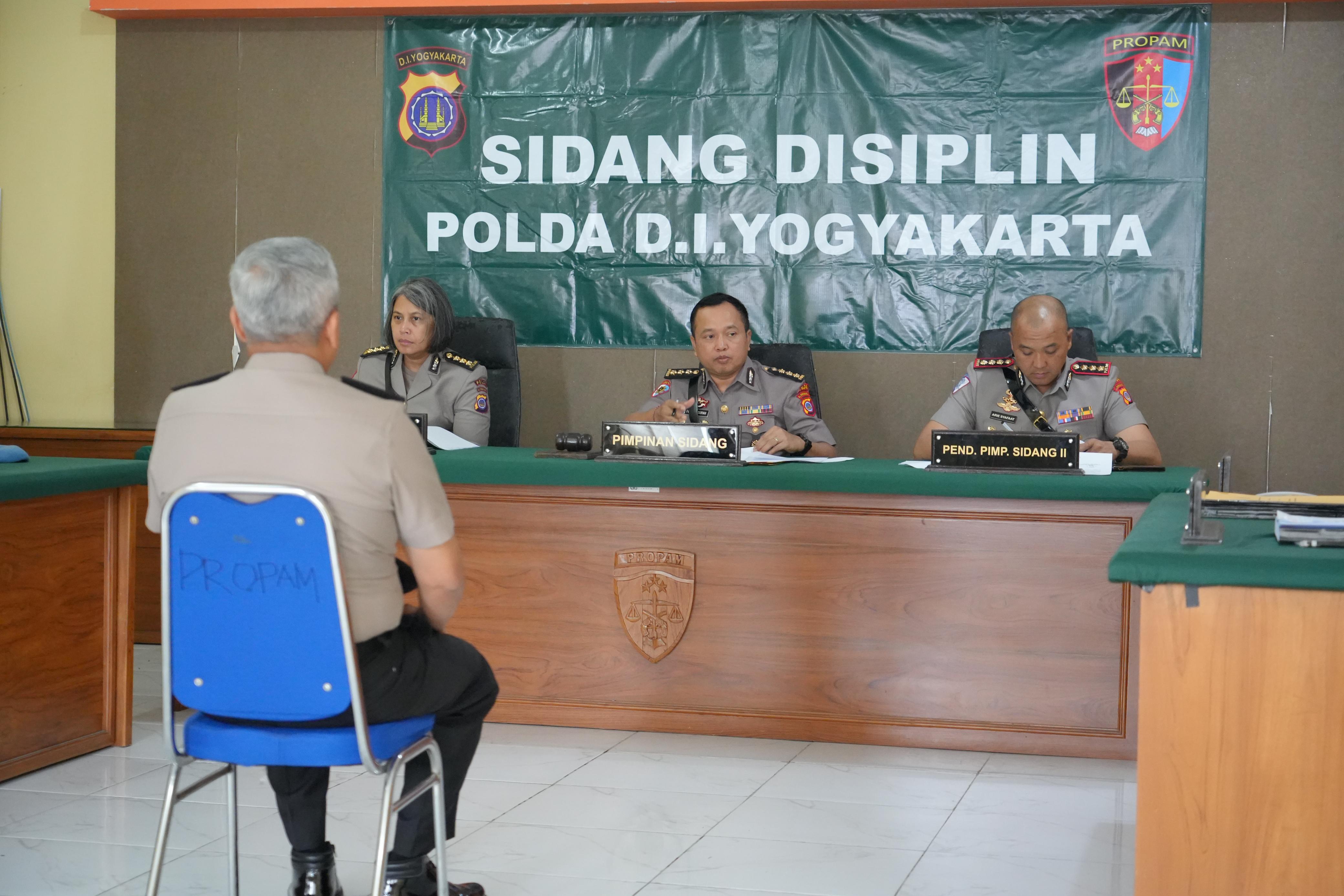 Sidang disiplin terhadap Kapolresta Sleman Kombes Pol Edy Setyanto Erning Wibowo.