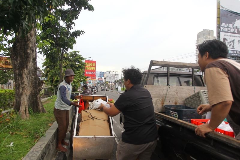 MOMENTUM: Keberadaan gelandangan dan pengemis di pinggir jalan wilayah Sleman akan semakin banyak sebelum menjelang buka puasa Minggu (1/3).