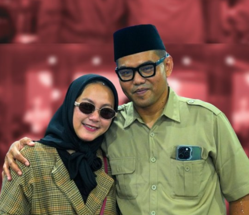 Muhammad Suryo dan isterinya, Anis Syarifah. 