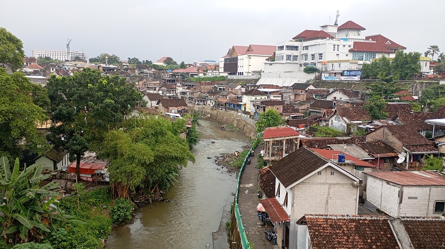 RAWAN :&nbsp;Ilustrasi kawasan bantaran sungai di Kota Jogja. DPUPKP Kota Jogja mencatat ada 11 kilometer tanggul sungai yang rusak.