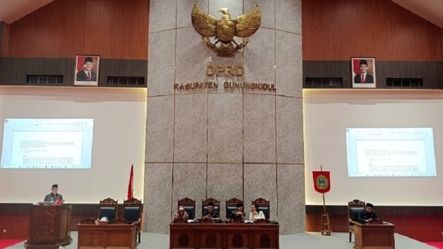 MELANGGAR: Sidang Paripurna DPRD Gunungkidul&nbsp;Selasa (3/3/2026).