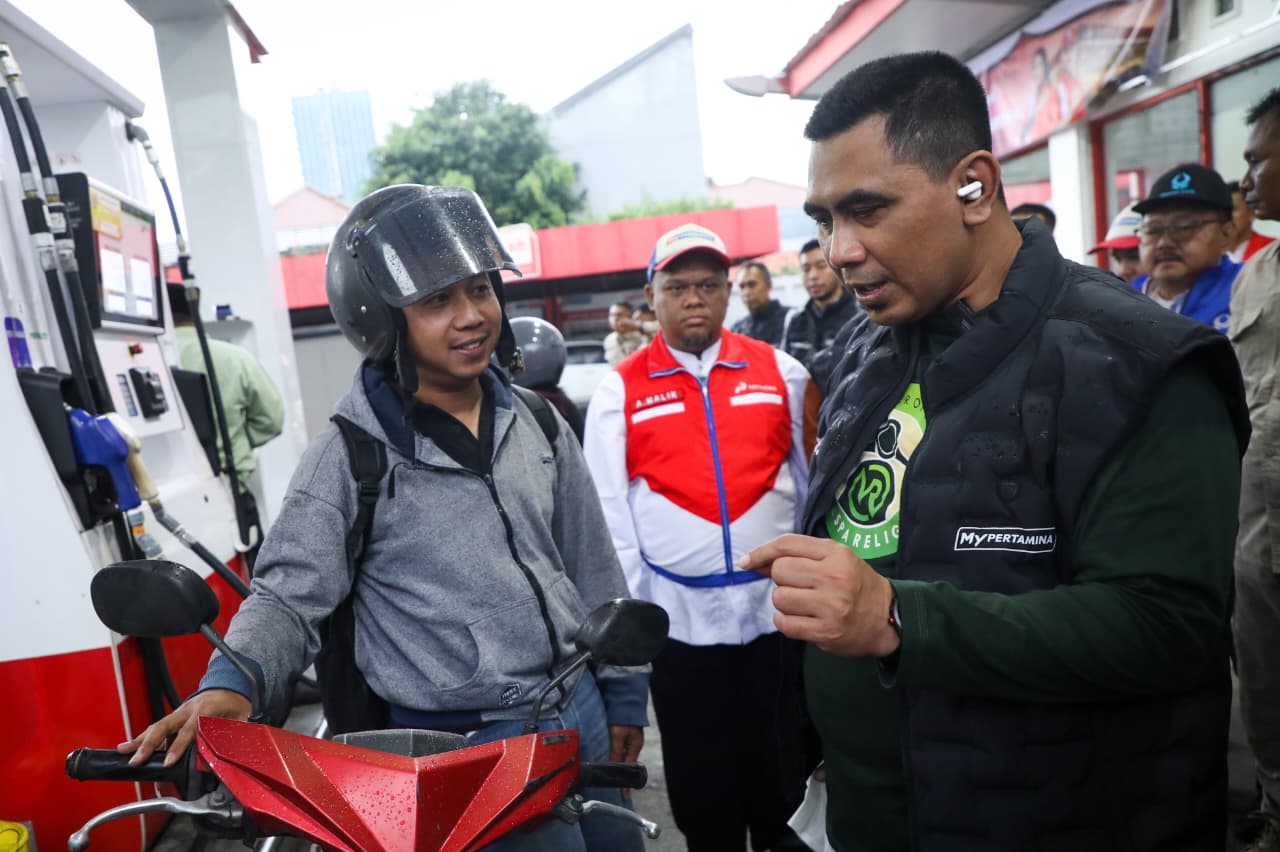 Wakil Gubernur Jateng Taj Yasin melakukan pengecekan ketersediaan BBM jelang lebaran
