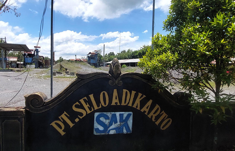 KOSONG: Kondisi Batching Plan PT. SAK yang sepi.