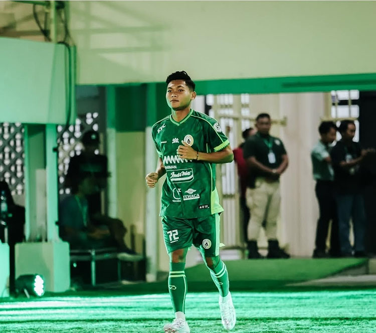   Gelandang muda PSS Sleman Claudio Mutzi&nbsp;