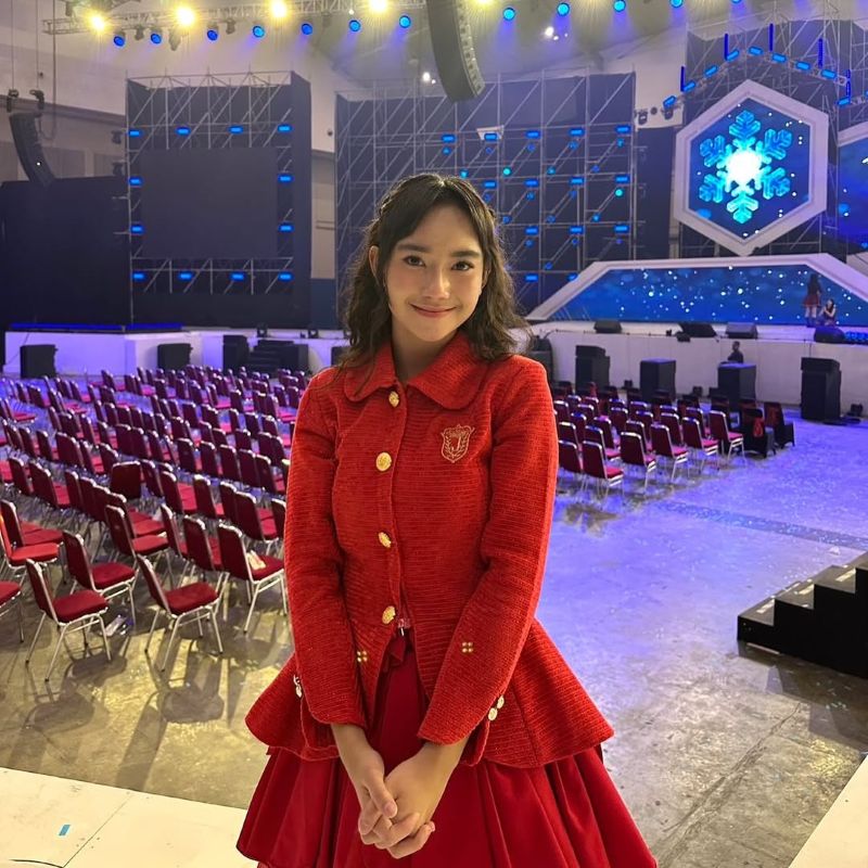 Raden Rara Freyanasifa Jayawardana atau Freya member JKT48.