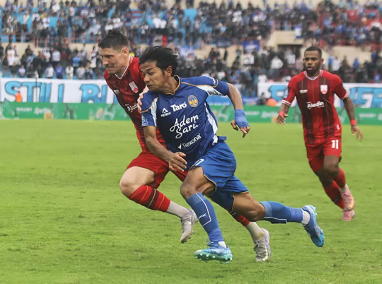 Pemain PSIM Jogja Riyatno Abiyoso