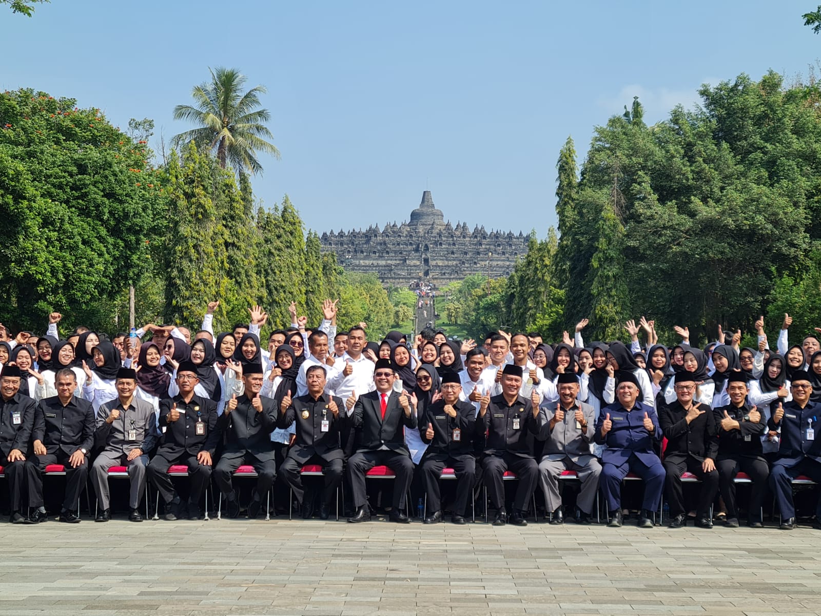 Ratusan PPPK&nbsp;bisa bernapas lega setelah dilantik dan mendapatkan SK pengangkatan.
