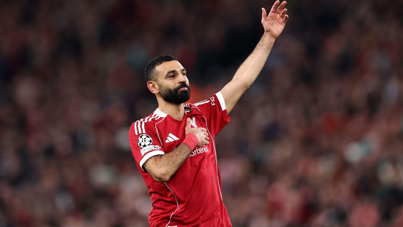 Selebrasi Mohamed Salah setelah mencetak gol ke-50 di Liga Champions