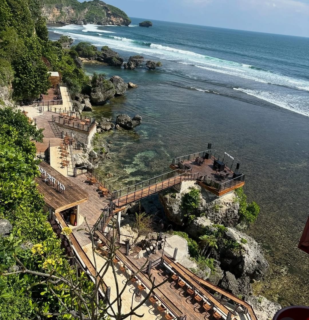 Indahnya pemandangan On The Rock di Gunungkidul, Yogyakarta
