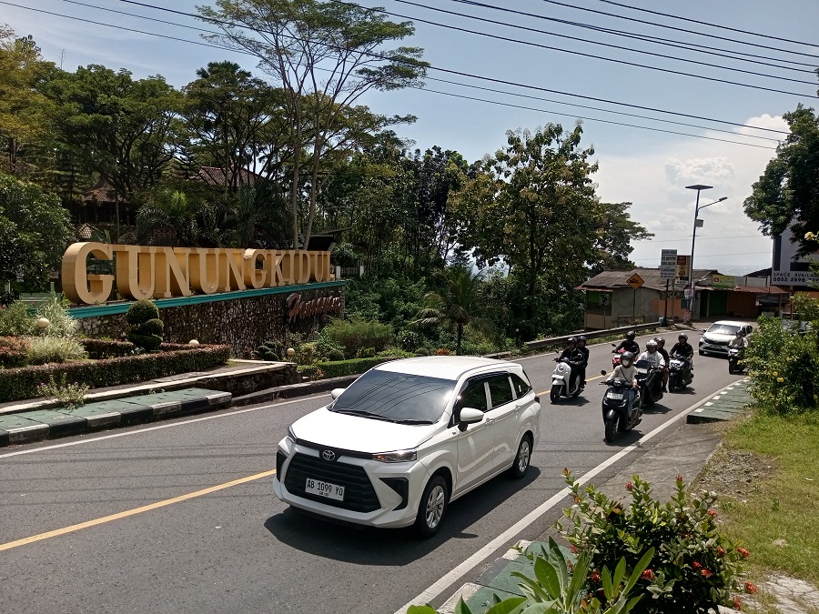 Sebanyak 300 ribu kendaraan memasuki wilayah Gunungkidul selama periode mudik lebaran 2026.