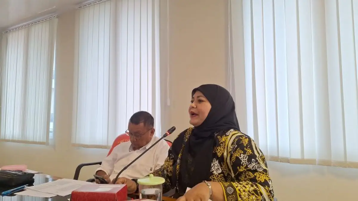 GIGIH: Politisi Golkar Ery Agustin Sudiyanti yang kini duduk sebagai anggota dewan di DPRD Gunungkidul untuk memperjuangkan suara perempuan. (Yusuf Bastiar/Radar Jogja)