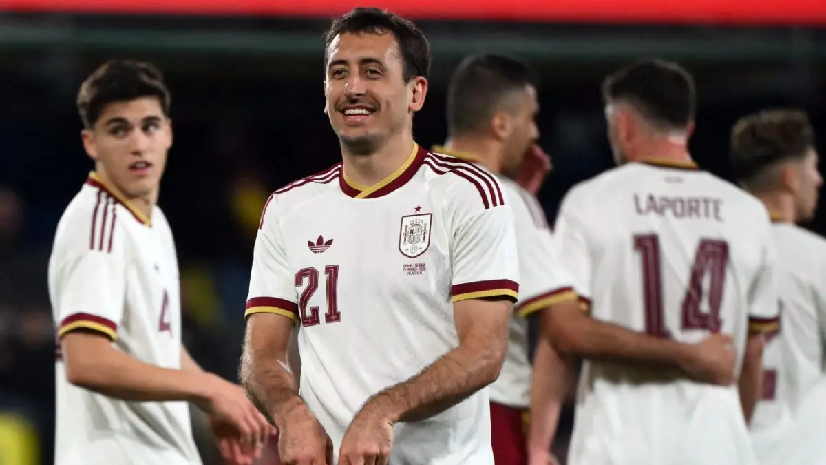Selebrasi MIkel Oyarzabal setelah mencetak dua gol dalam kemenangan 3-0 Spanyol atas Serbia