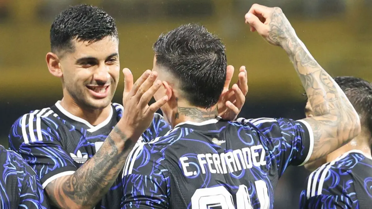 Selebrasi para pemain Argentina rayakan gol Enzo Fernandez dalam pertandingan persahataban melawan Mauritania