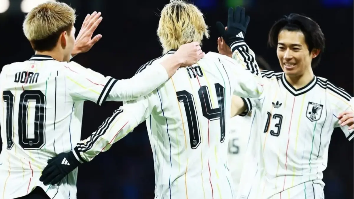 Selebrasi para pemain Jepang setelah Junya Ito mencetak gol kemenangan atas Skotlandia di pertandingan persahabatan (JFA)