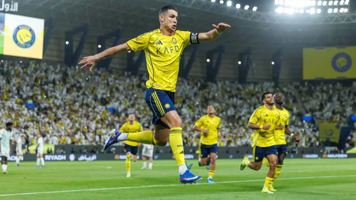 Selebrasi Cristiano Ronaldo dalam kemenangan Al Nassr atas Al Najma di Saudi Pro League (getty images)