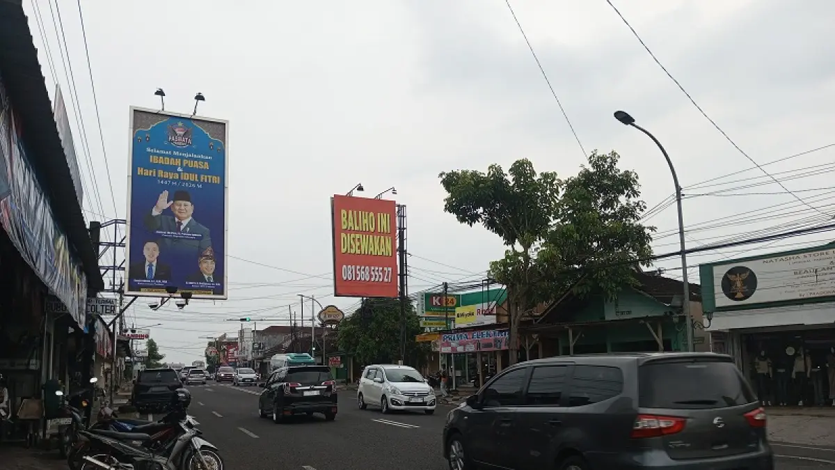 DPRD Gunungkidul masih menemukan reklame ilegal yang terpasang di Bumi Handayani. Yusuf Bastiar/Radar Jogja