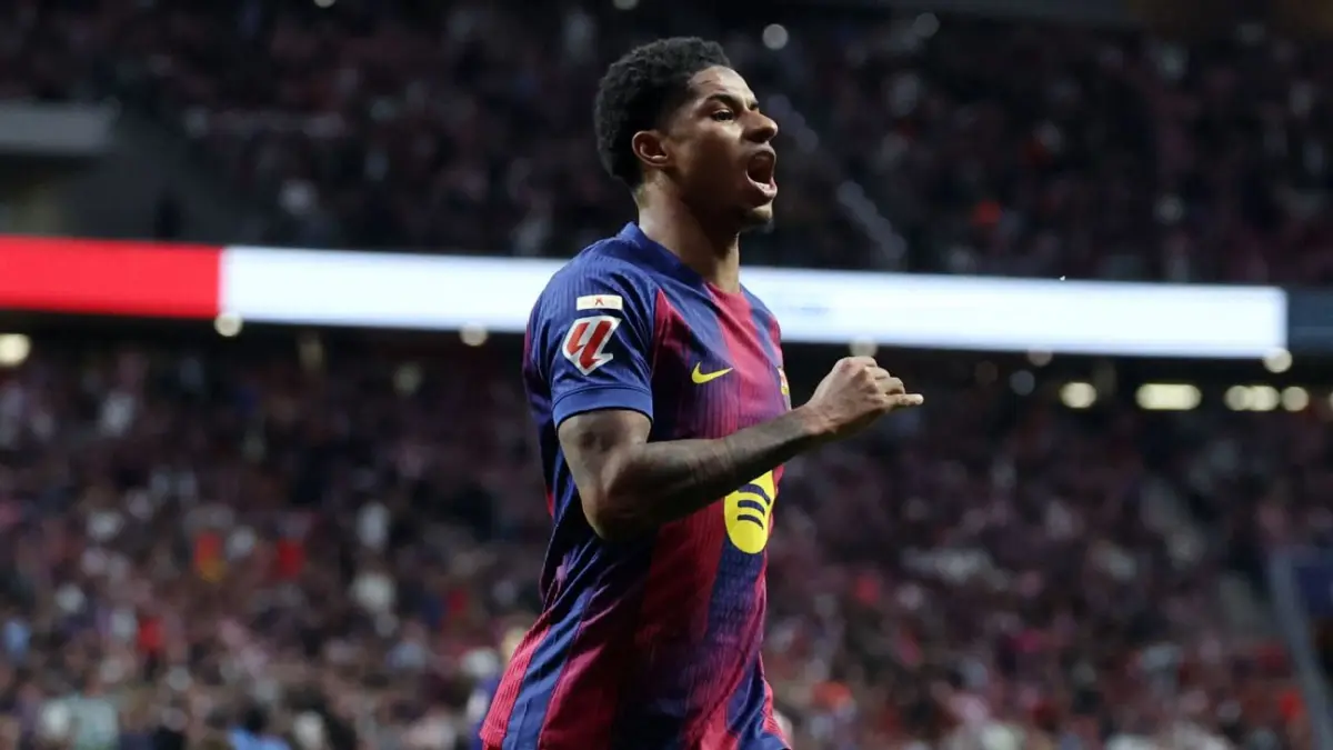 Selebrasi Marcus Rashford dalam kemenangan Barcelona atas Atletico Madrid