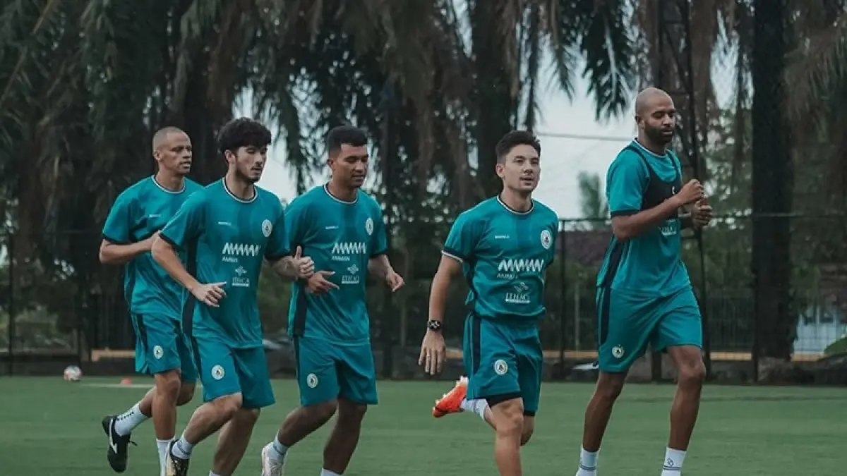 Para pemain PSS Sleman saat menjalani latihan rutin di Lapangan Pakembinangun, Sleman. (Dokumentasi PSS Sleman)