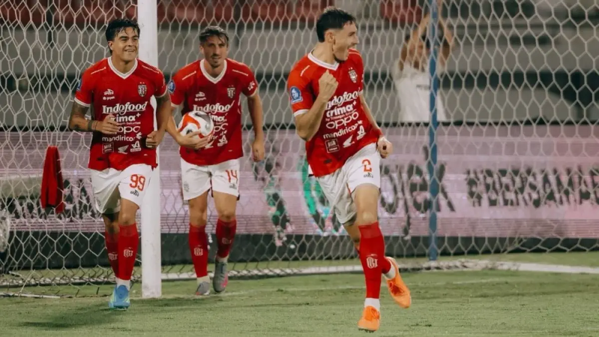 Selebrasi para pemain Bali United dalam kemenanga 6-1 atas PSBS Biak (Ileague)