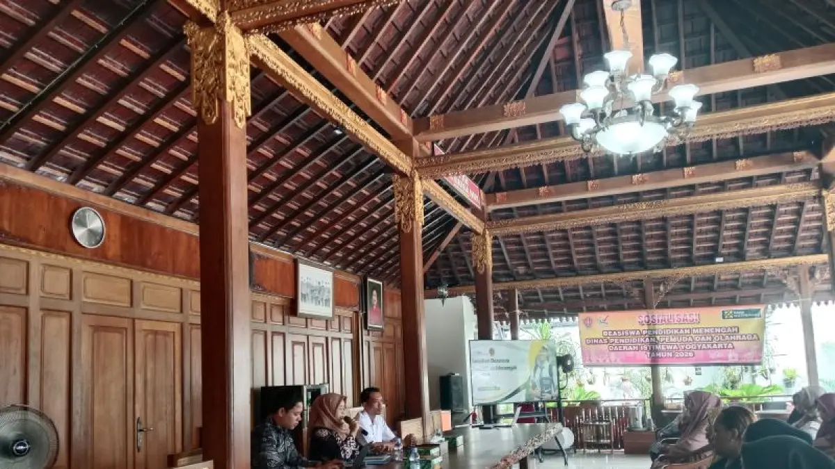 Sosialisasi beasiswa pendidikan menengah diadakan Dinas Pendidikan Pemuda dan Olahraga DIY di Pendopo Krido Manunggal, Sinduharjo, Ngaglik, Sleman, Rabu (8/4). (Delima Purnamasari/Radar Jogja)