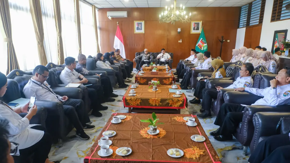 Wali Kota Magelang bersama jajarannya saat menerima kunjungan BPK Perwakilan Jateng