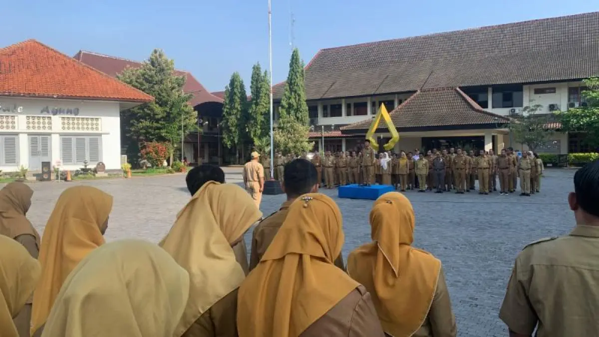 APEL: ASN Lingkup Pemkab Kulon Progo menerima arahan dari Wakil Bupati. (ANOM BAGASKORO/RADAR JOGJA)