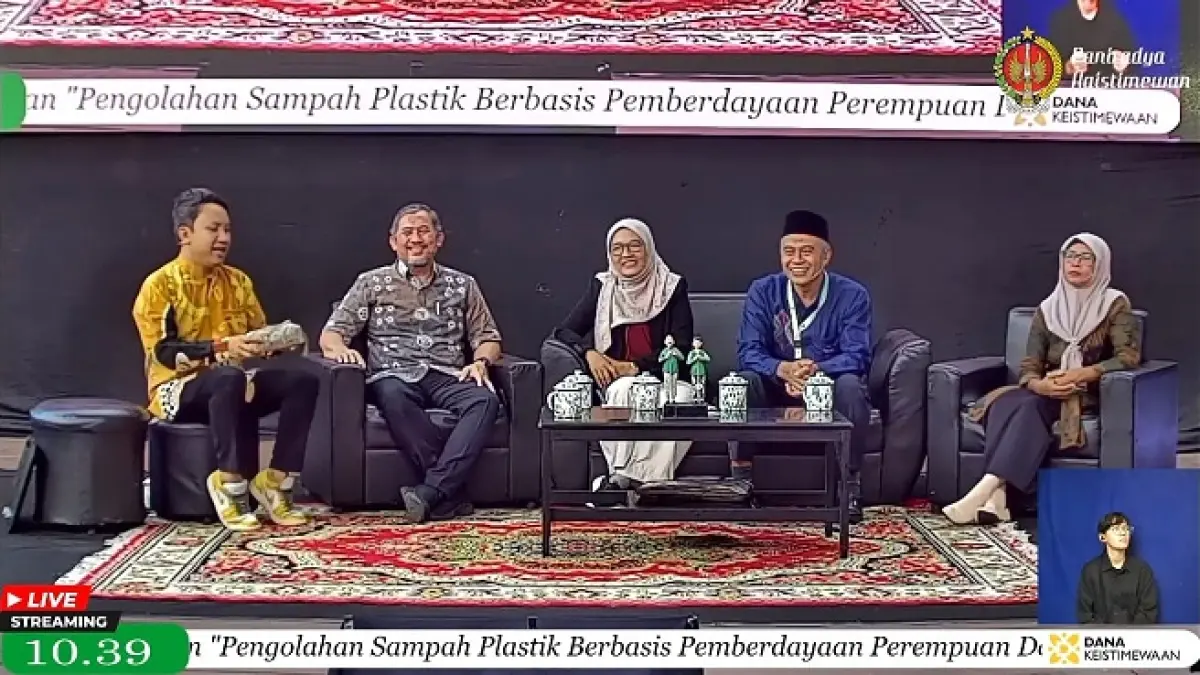 BERDAYA: Pengolahan Sampah Plastik Berbasis Pemberdayaan Perempuan Desa Prima Parangtritis menjadi bahasan dalam Rembag Kaistimewan Jumat (10/4/2026). AGUNG DWI PRAKOSO/RADAR JOGJA
