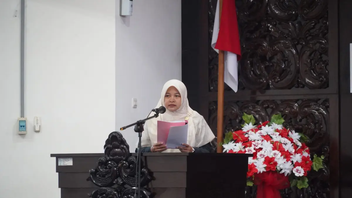 Anggota Komisi D DPRD Kebumen Erwin Puji Oktiana menyampaikan dua usulan raperda pada masa persidangan tiga tahun 2025-2026. (Dokumentasi DPRD Kebumen)