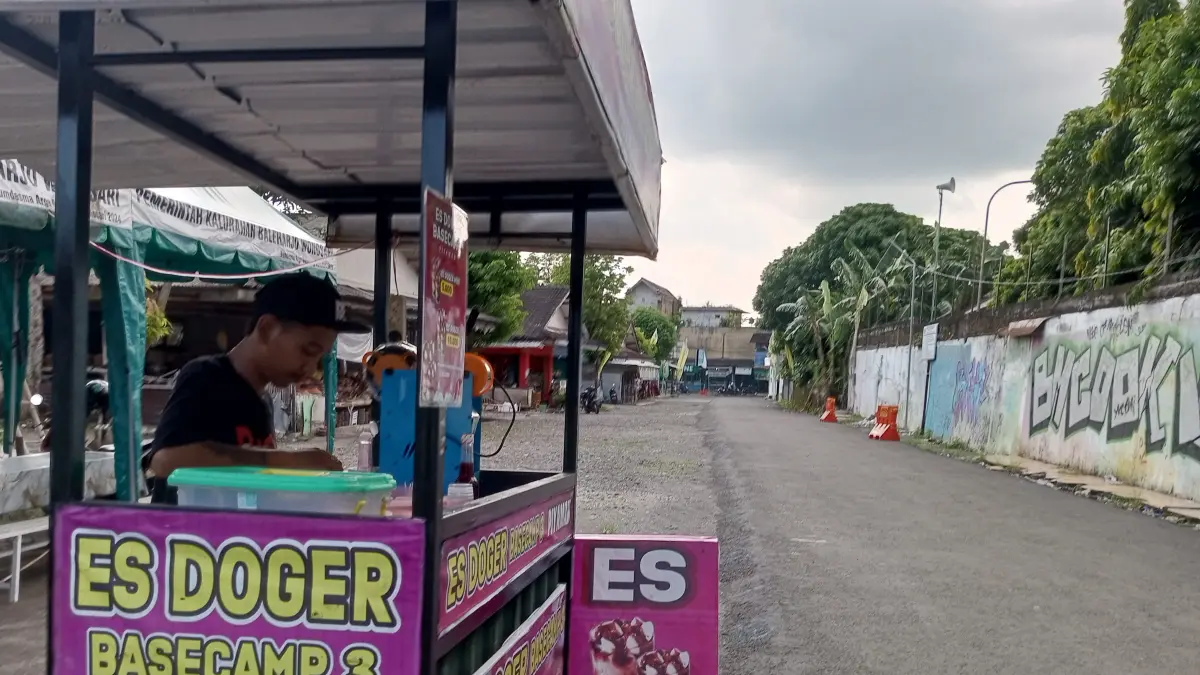 Sebulan Pascarelokasi PKL Jalan Baron ke Pasar Besole, Hanya Satu Pedagang yang Bertahan